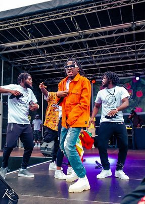 Article Wan thrills crowd with new “Donow” single at Ghana Party in the Park